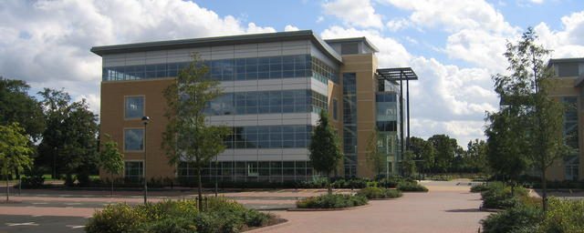 David Stowell / Birmingham Business Park / CC BY-SA 2.0